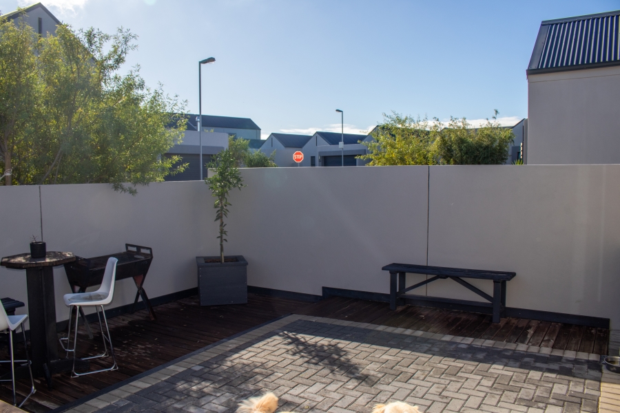 To Let 3 Bedroom Property for Rent in Aan de Wijnlanden Western Cape